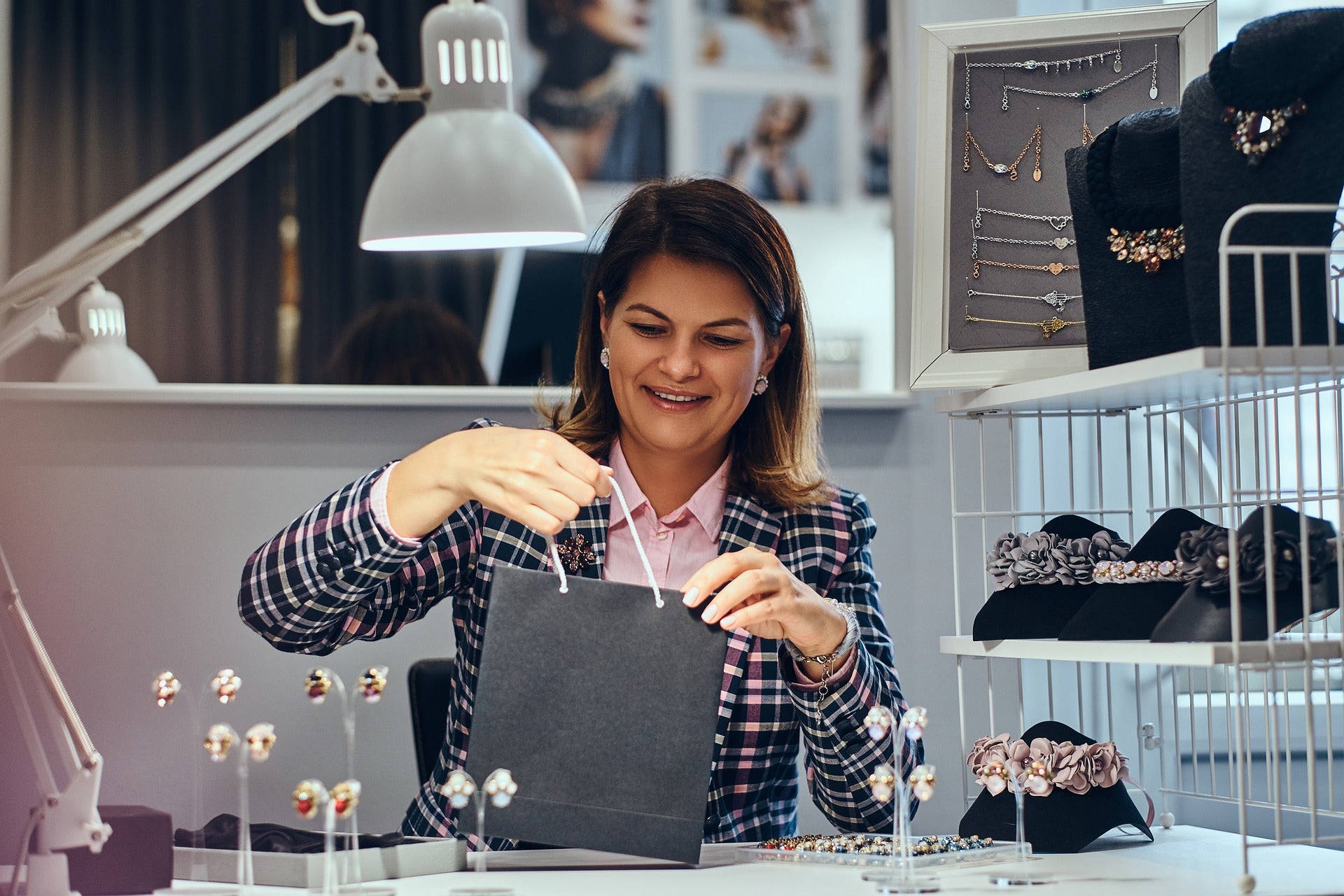 How do Professional Jewelers Clean Diamond Rings Kira LaLa