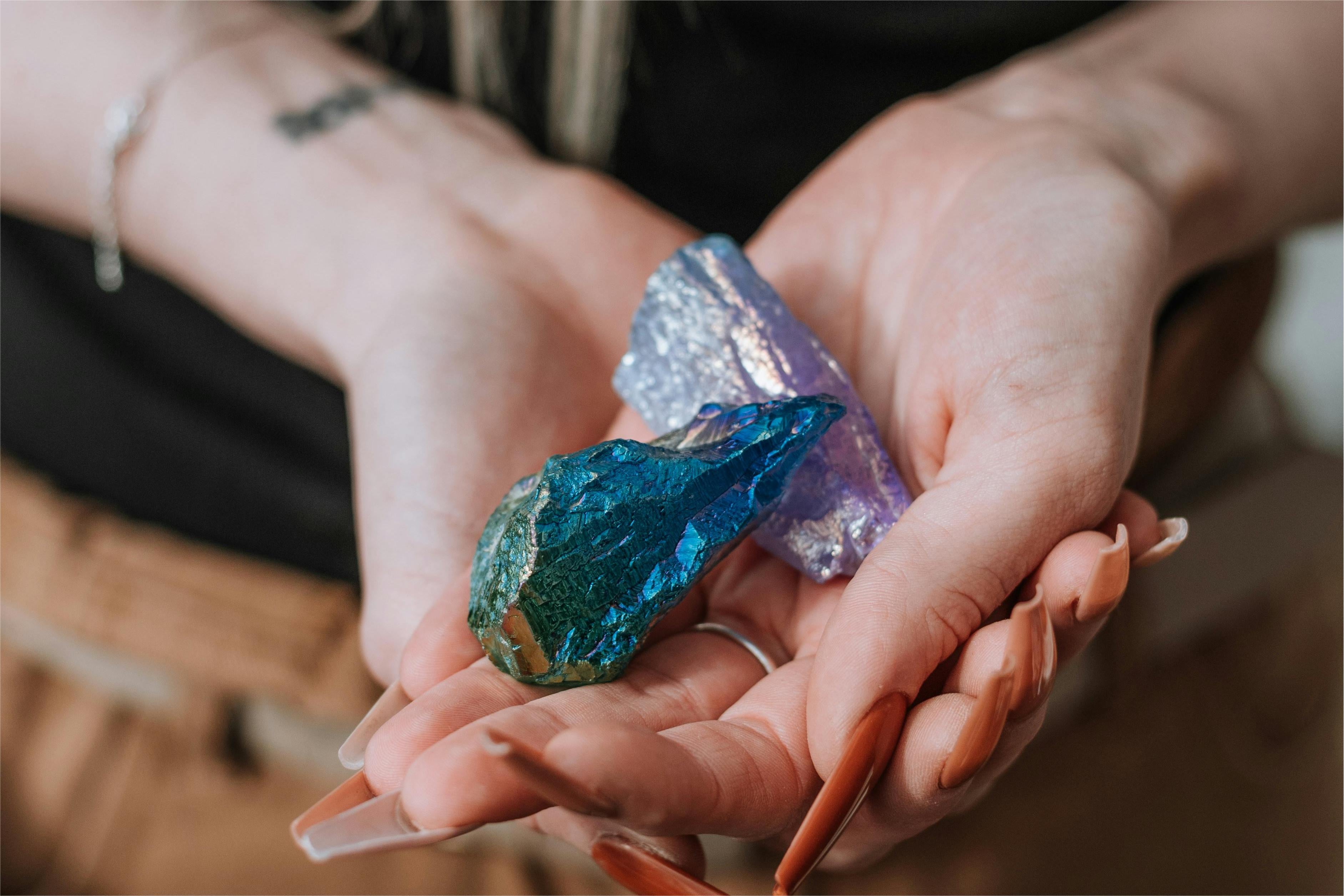 What Are Some Non-Traditional Stones for Birthstones - Kiralala