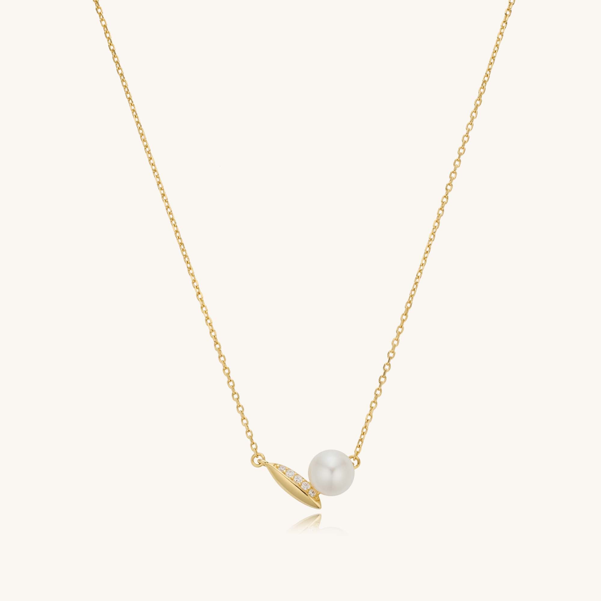 18k Gold Vermeil Half Diamond Leaf Pearl Pendant Necklace – Kira LaLa